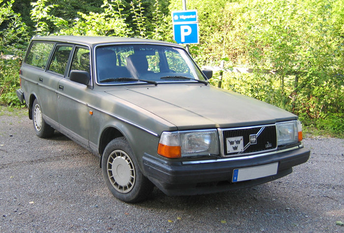 volvo245.jpg
