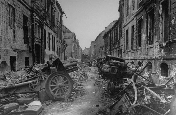 berlinowstr.jpg