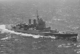 HMS RENOWN med riktade torn.png