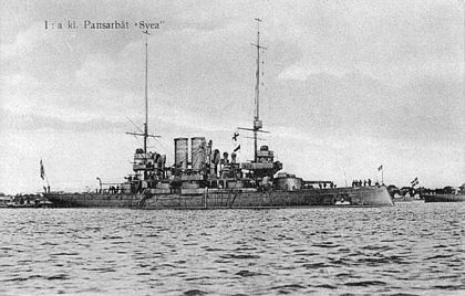 420px-HMS_Svea.jpg