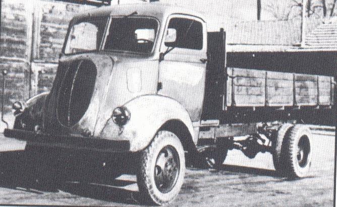 Tysk Ford BB 1½ tonnare.jpg