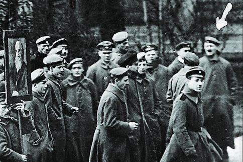 Hitler sörjer.jpg
