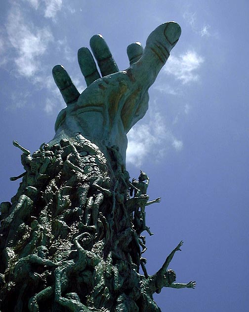 Holocaust-Memorial.jpg